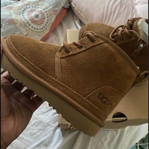 Boy uggs brand new !!!